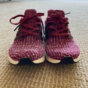 Adidas Ultraboost maroon 5.5